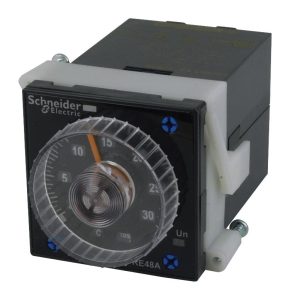 تایمر 2 حالته 0.02 ثانیه تا 300 ساعت با دو کنتاکت C/O اشنایدر کد RE48AML12MW