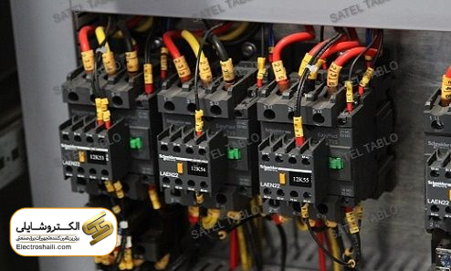 کاربردهای کنتاکتور : در تابلو برق صنعتی 12 کاربردهای کنتاکتور : در تابلو برق صنعتی